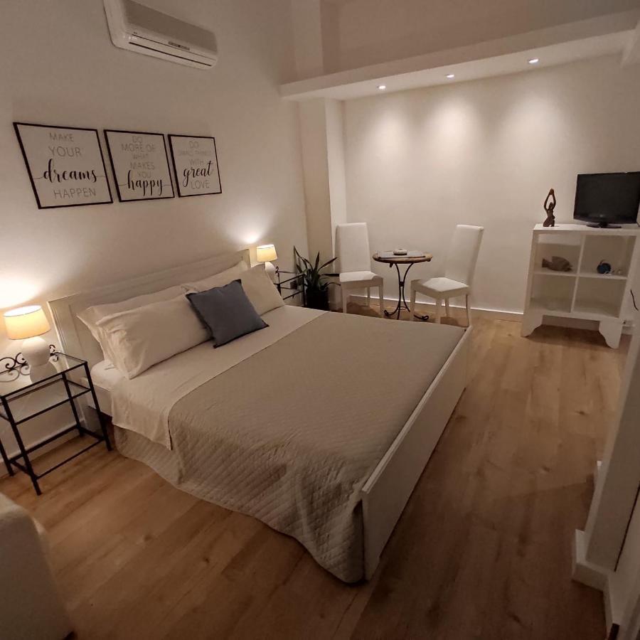 Krly Exclusive Rooms Кальяри Экстерьер фото