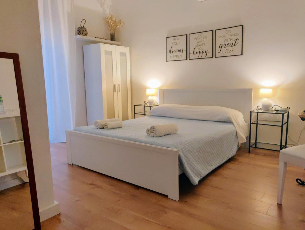 Krly Exclusive Rooms Кальяри Экстерьер фото