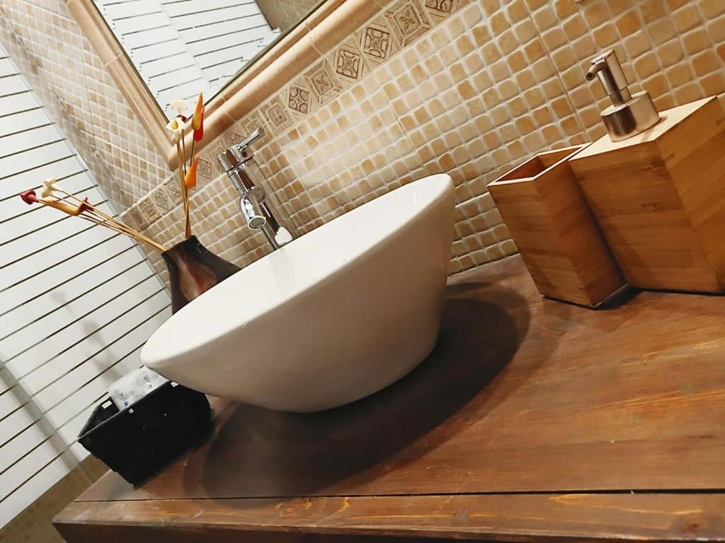 Krly Exclusive Rooms Кальяри Экстерьер фото